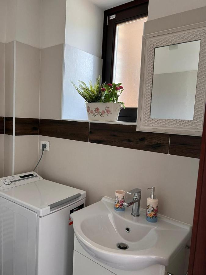 Apartamento La Casa Di Gigi Fossa Exterior foto